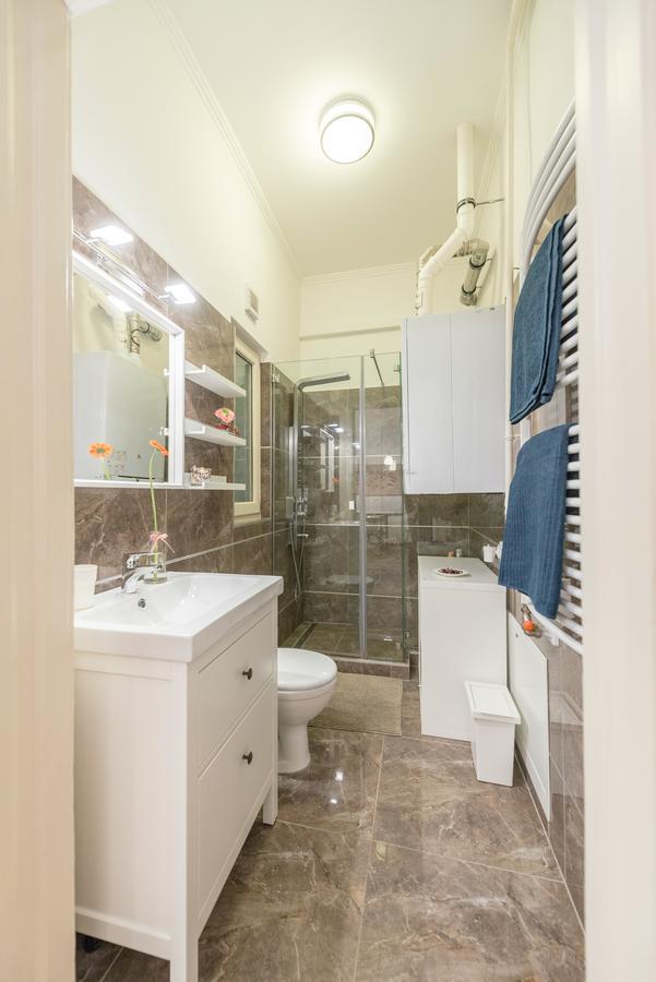 Family And Friends Apartment บูดาเปสต์ ภายนอก รูปภาพ